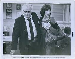 Art Carney and Lily Tomlin in "The Late Show"